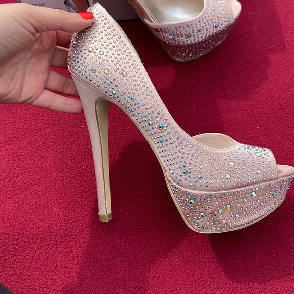 BAKERS HEELS - Picture 2 of 9